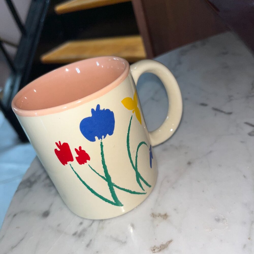 Vintage Floral Mug with Peach Interior